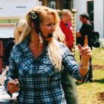 Sabrina als Dachdeckerin und Moderatorin eines Promotion-Events in Weimar.