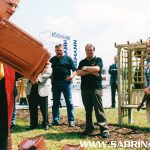 Sabrina als Dachdeckerin und Moderatorin eines Promotion-Events in Weimar.