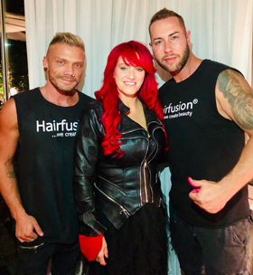 Sabrina mit Team Hairfusion Germany